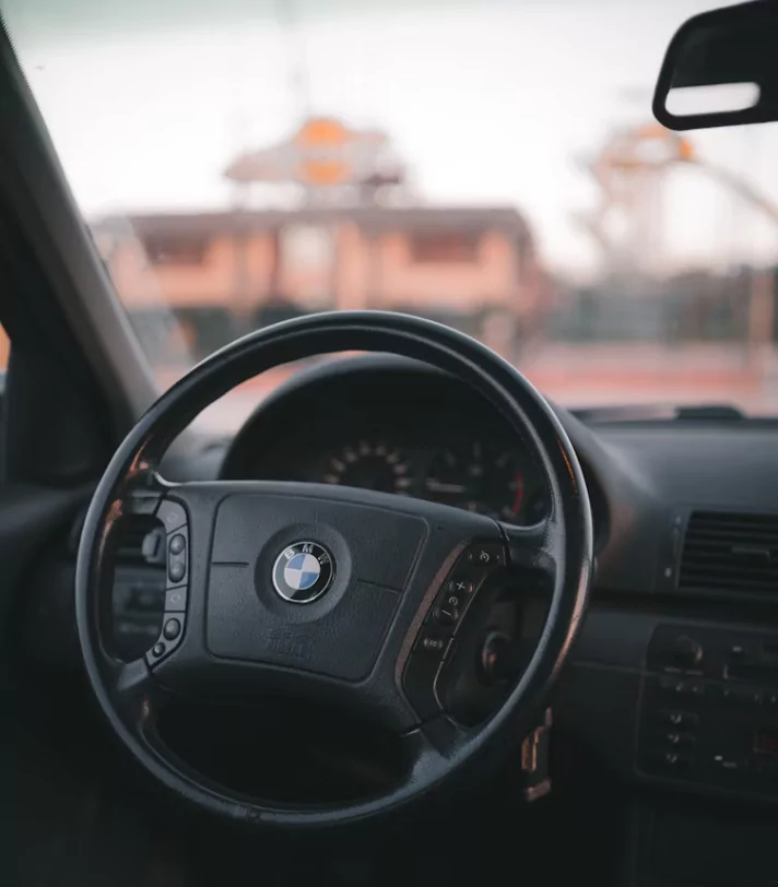 bmw-steering-wheel